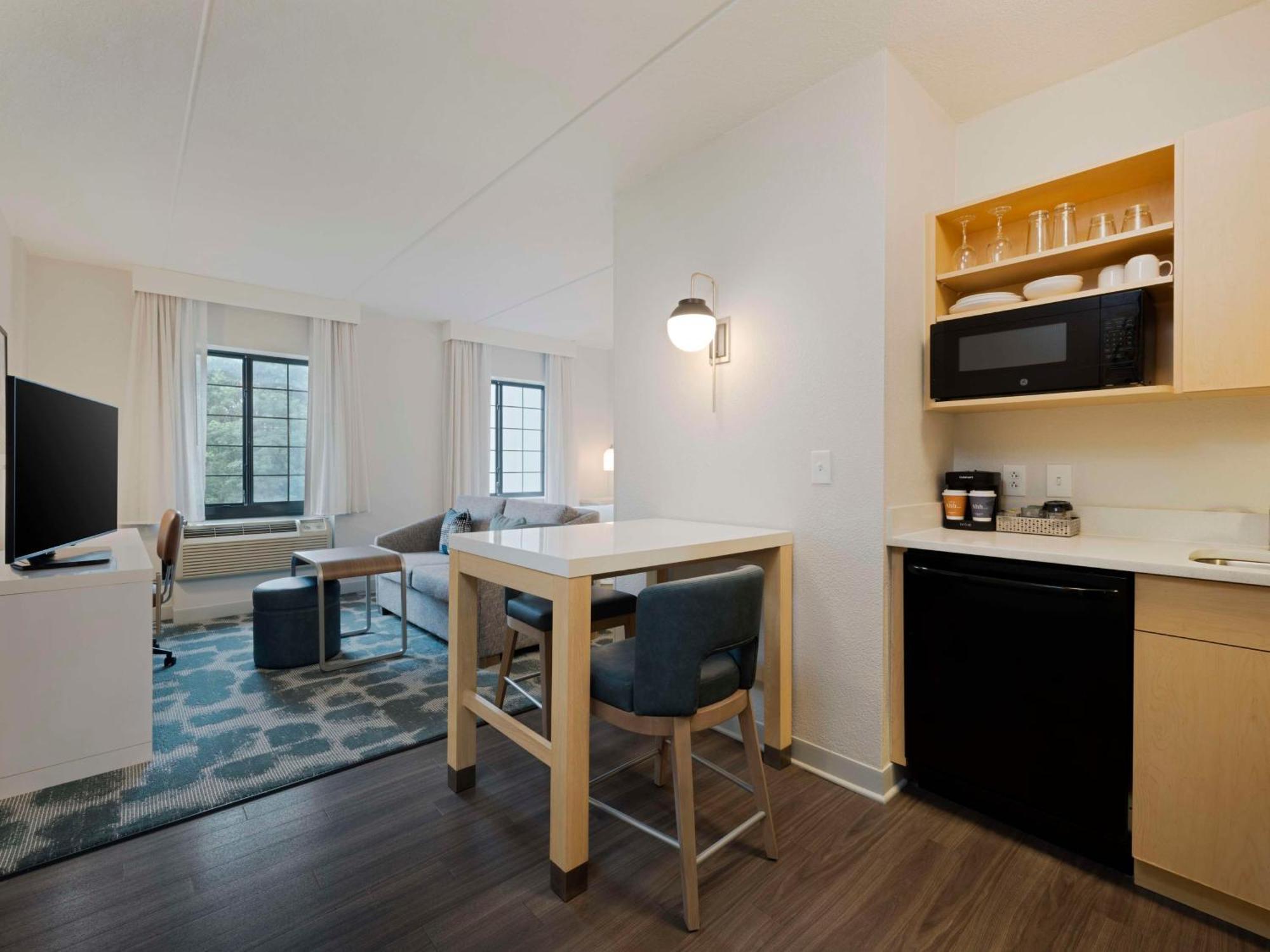 Homewood Suites By Hilton Parsippany-Troy Hills Экстерьер фото